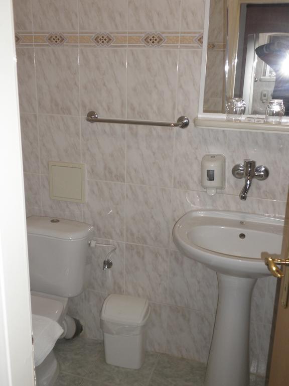 Hotel Le Cafe Pohořelice Cameră foto